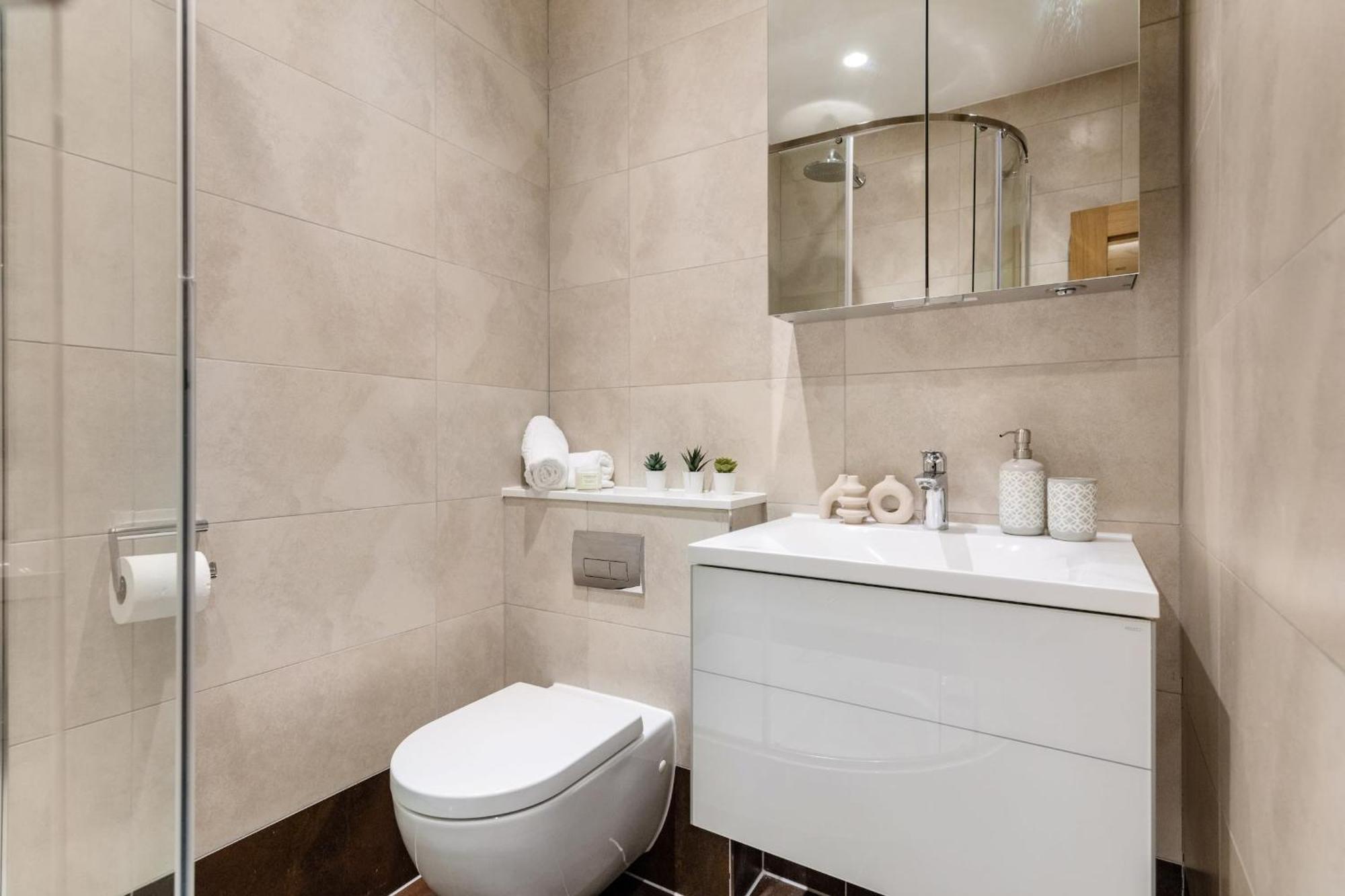 2Br In Soho - Charlotte Street - Cityapartmentstay Лондон Экстерьер фото