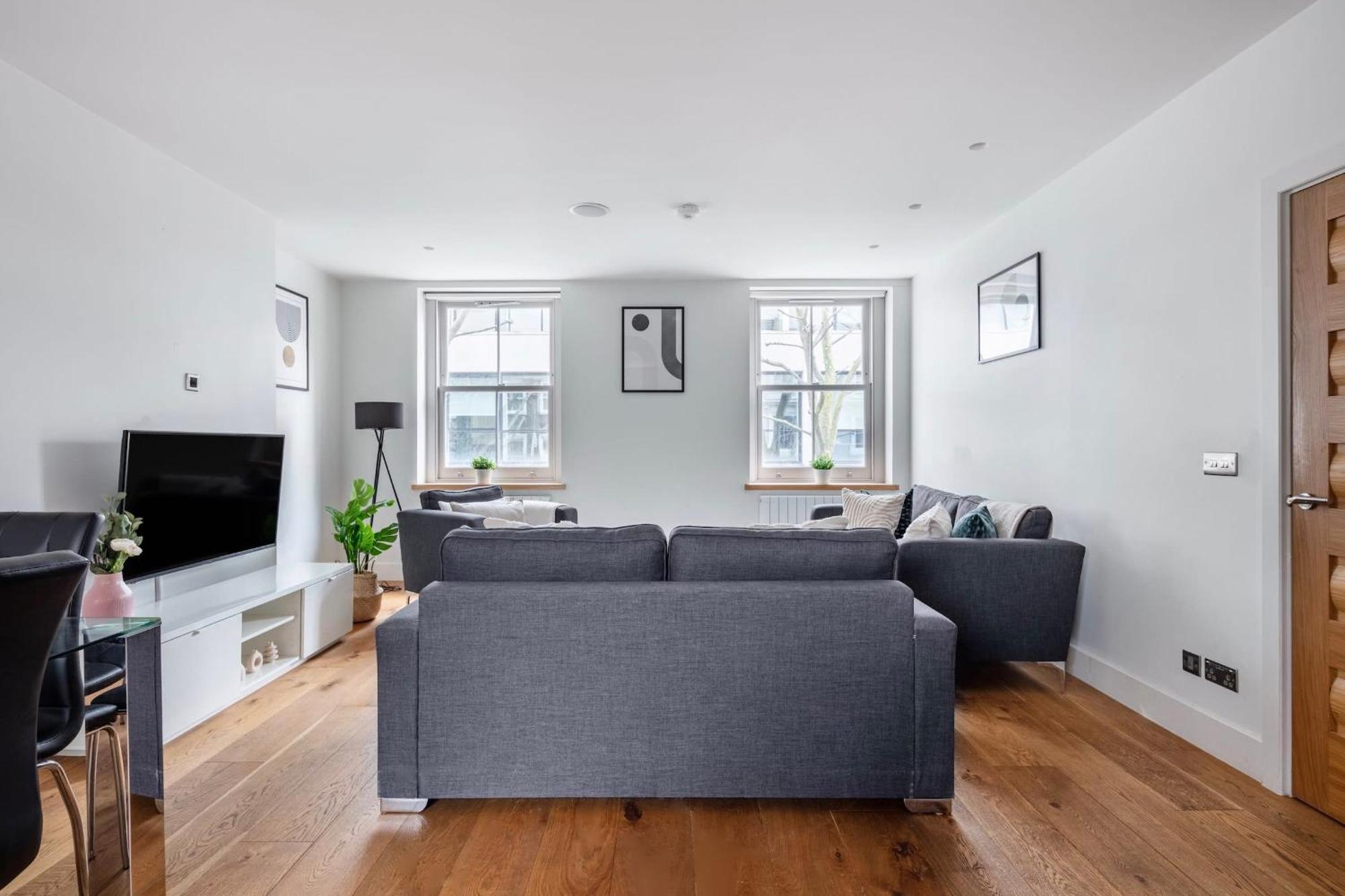 2Br In Soho - Charlotte Street - Cityapartmentstay Лондон Экстерьер фото