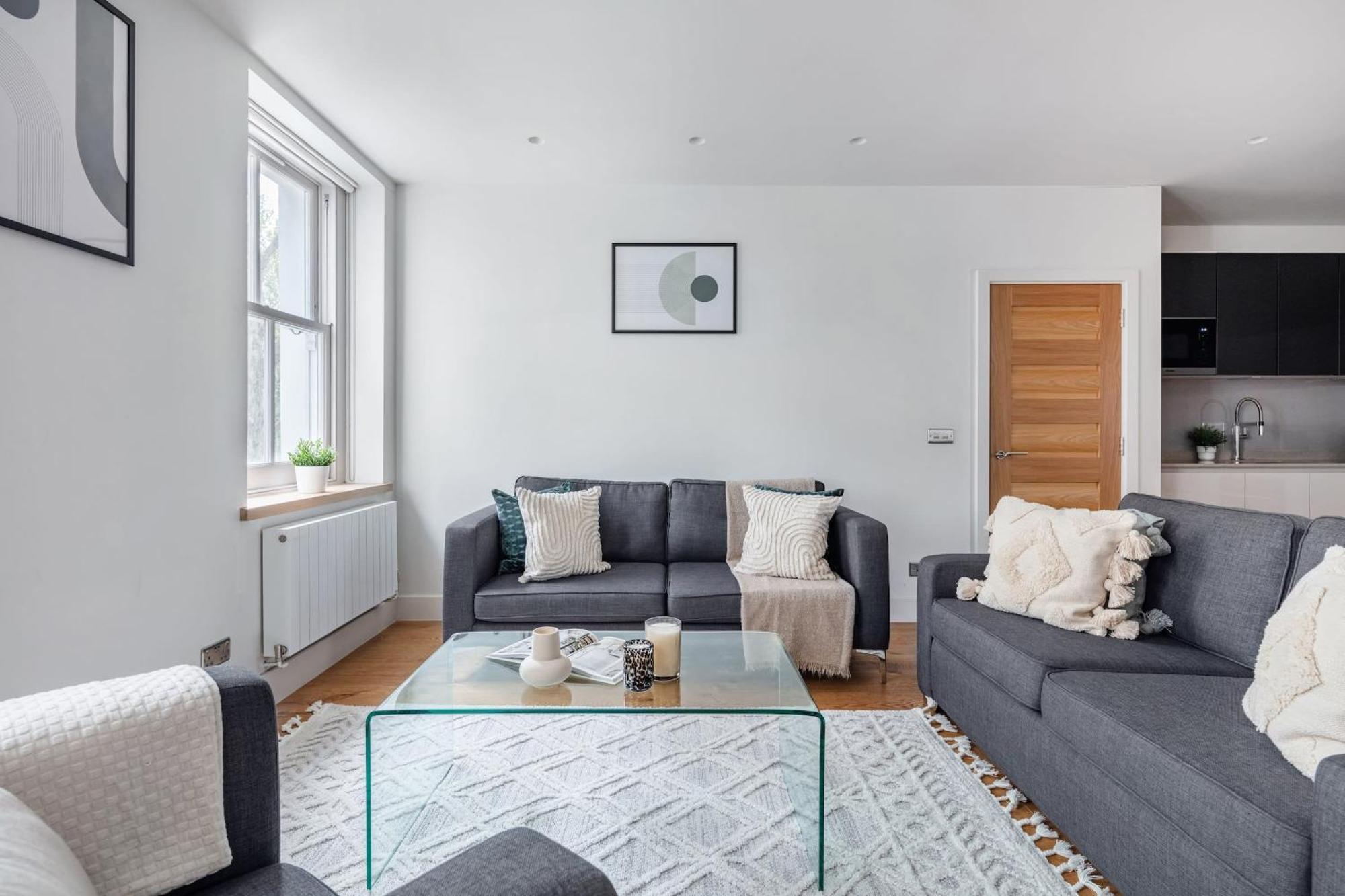 2Br In Soho - Charlotte Street - Cityapartmentstay Лондон Экстерьер фото